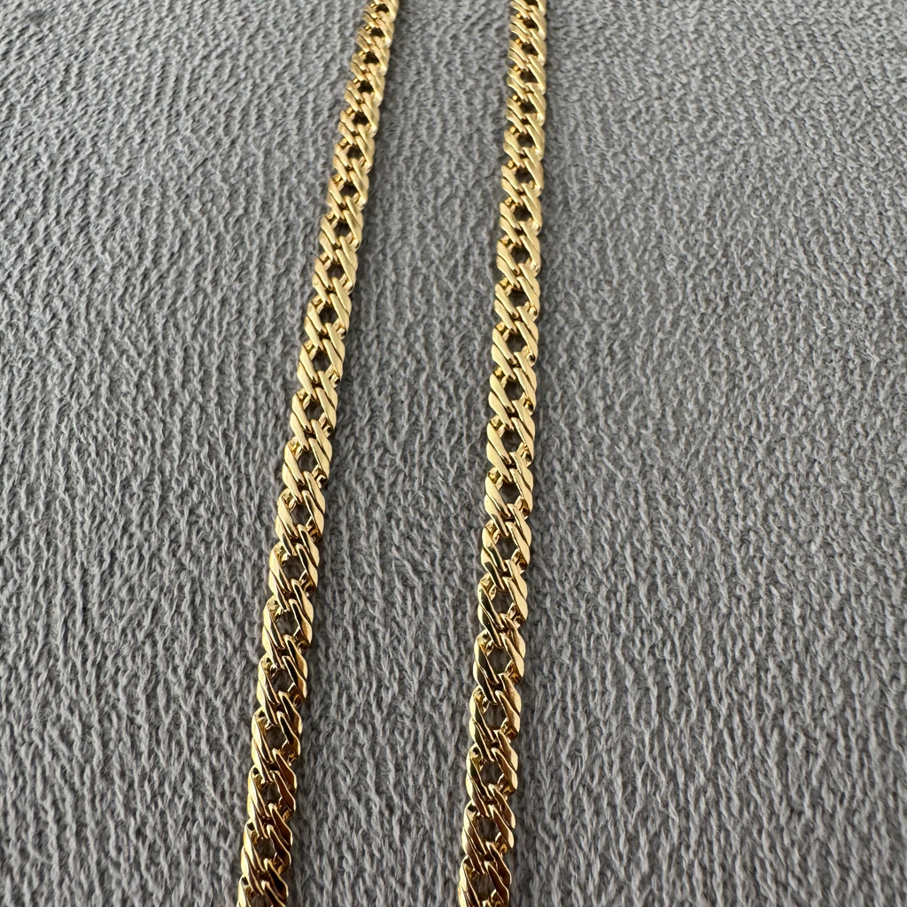 CADENA ENTRELAZADA ORO LAMINADO 18K